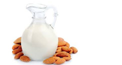 almond and milk benefits